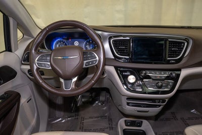 2019 Chrysler Pacifica Touring L Plus