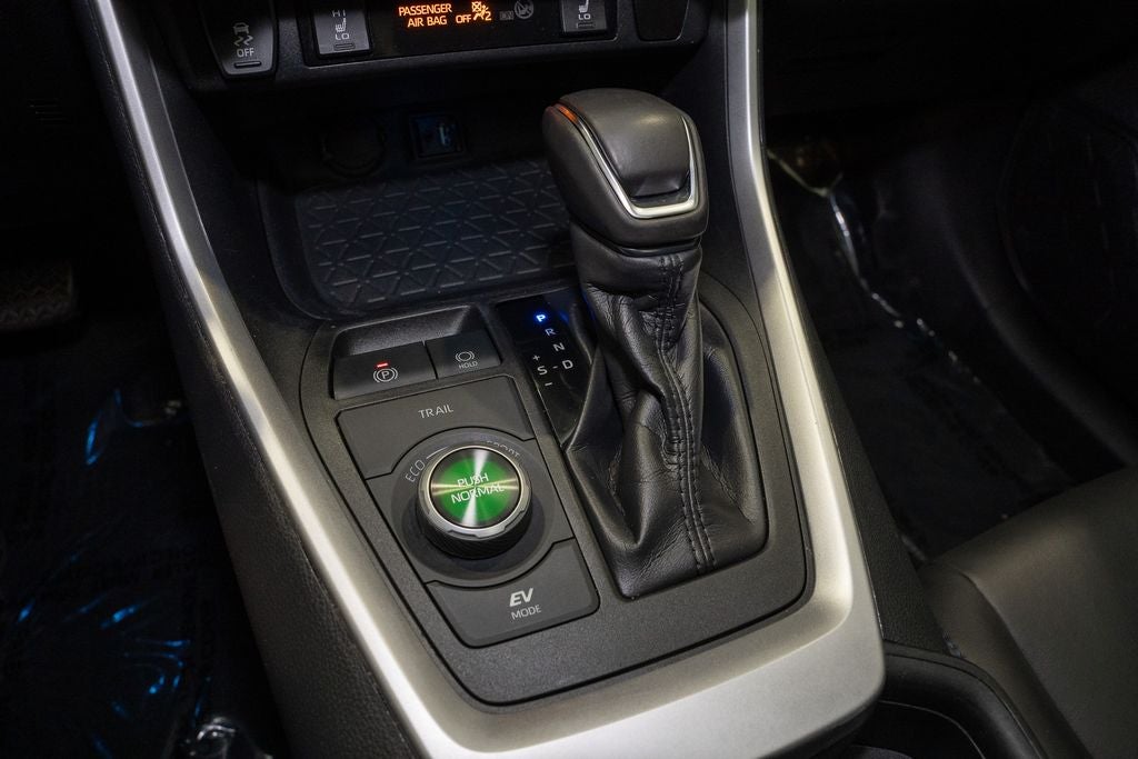 2019 Toyota RAV4 Hybrid XSE