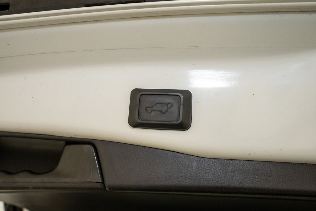 2019 Toyota RAV4 Hybrid XSE