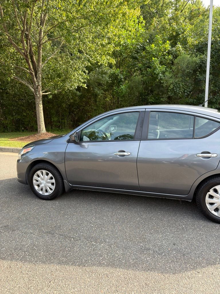 2019 Nissan Versa 1.6 SV