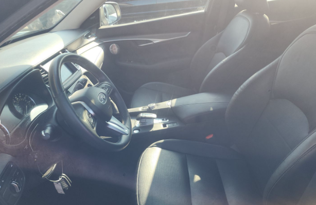 2023 INFINITI QX50 LUXE