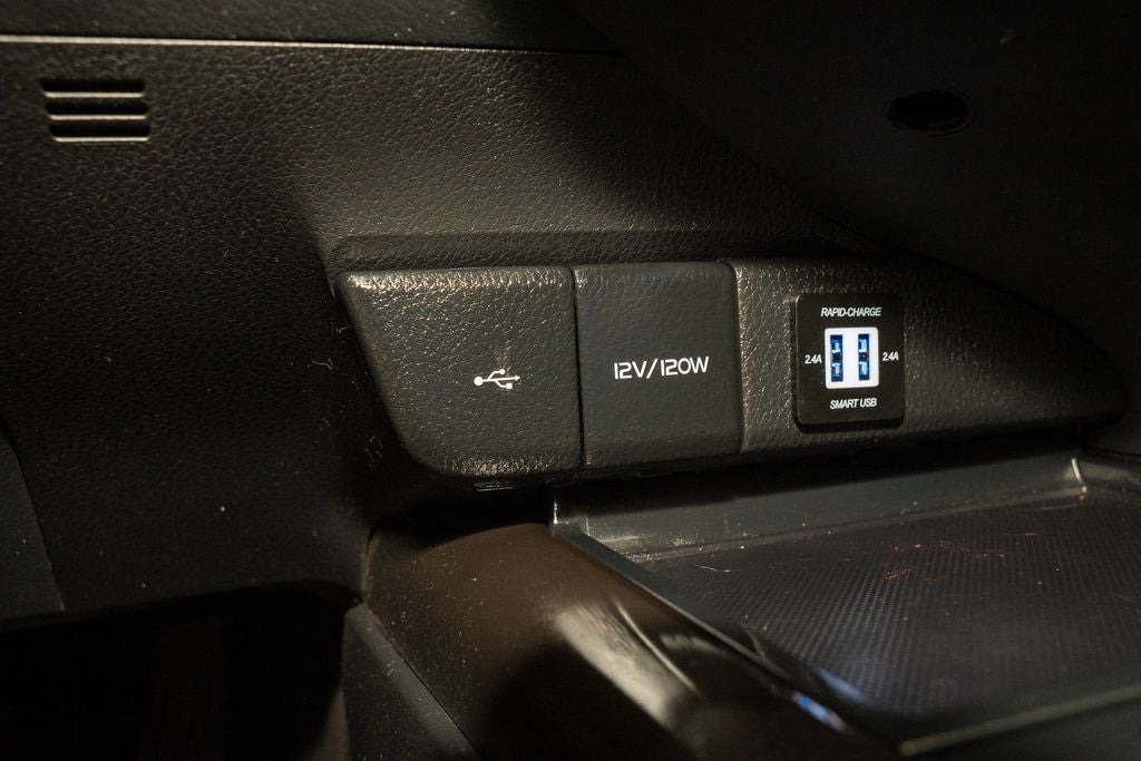 2021 Toyota Camry Hybrid LE