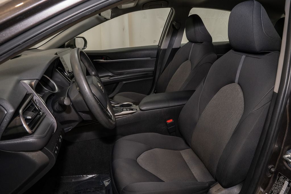 2021 Toyota Camry Hybrid LE