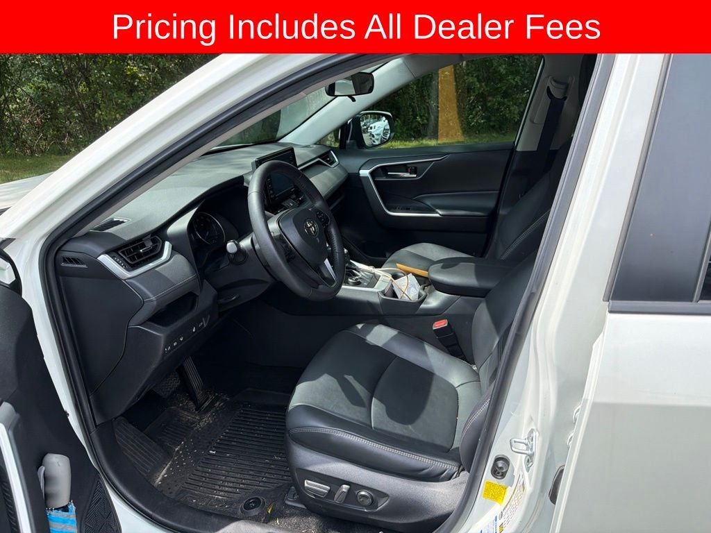 2022 Toyota RAV4 Hybrid XLE Premium