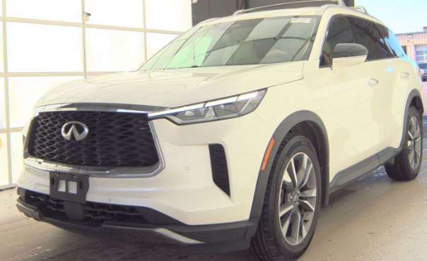 2022 INFINITI QX60 LUXE