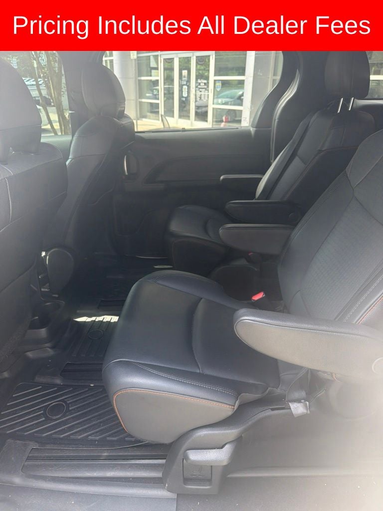 2021 Toyota Sienna XSE 7 Passenger