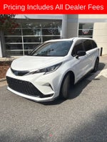 2021 Toyota Sienna XSE 7 Passenger
