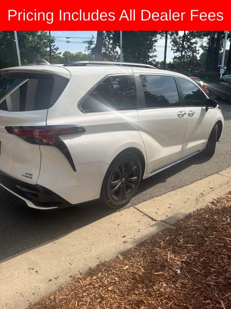2021 Toyota Sienna XSE 7 Passenger