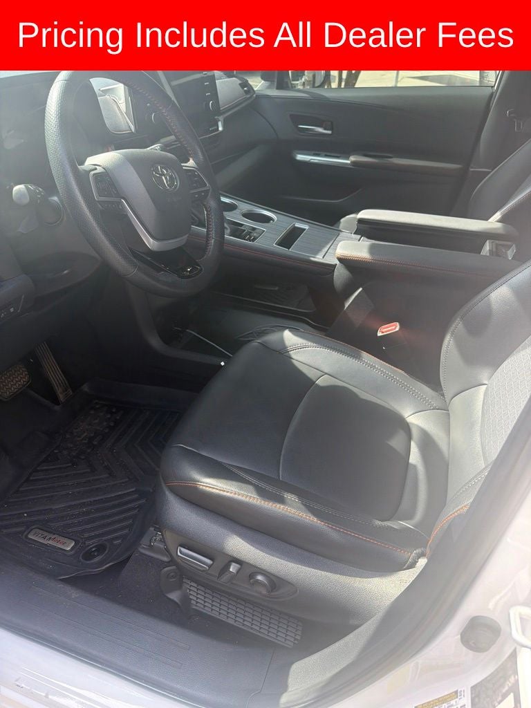 2021 Toyota Sienna XSE 7 Passenger