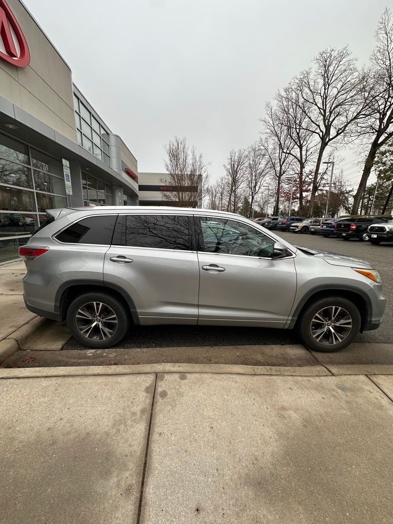 2016 Toyota Highlander XLE V6