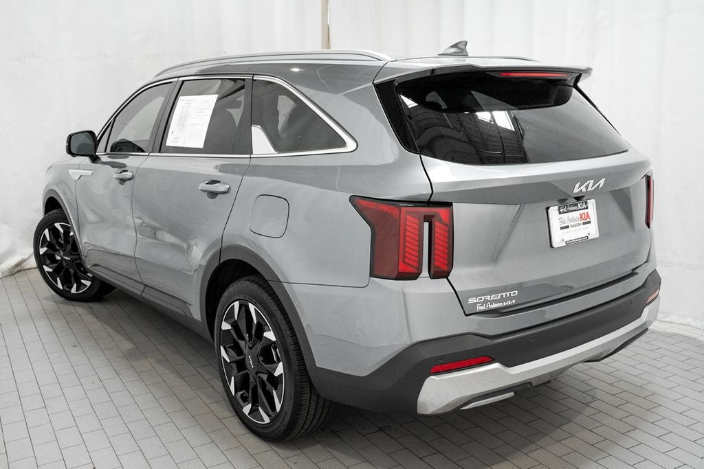 2025 Kia Sorento SX