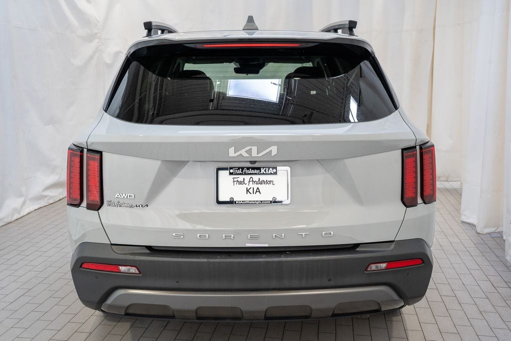 2022 Kia Sorento S