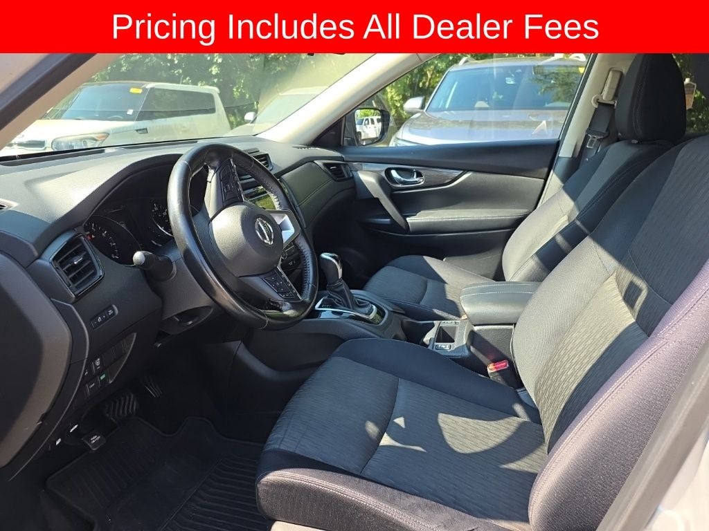 2017 Nissan Rogue SV