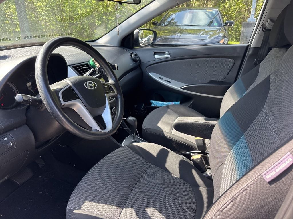 2013 Hyundai Accent GS