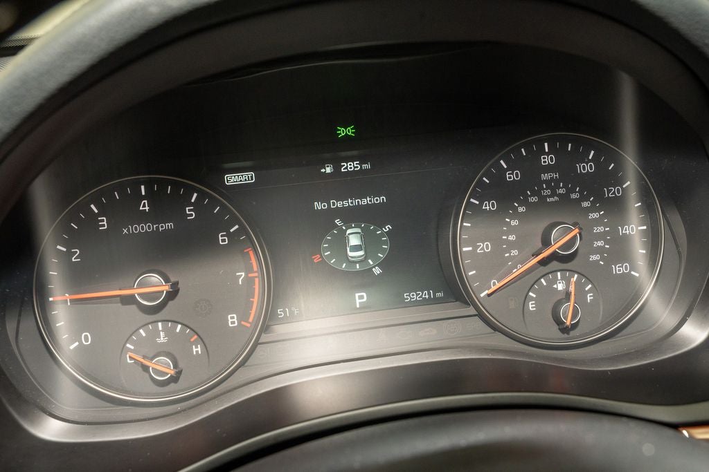 2017 Kia Cadenza Technology