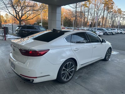 2017 Kia Cadenza Technology