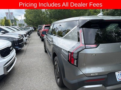 2024 Kia EV9 Light Long Range