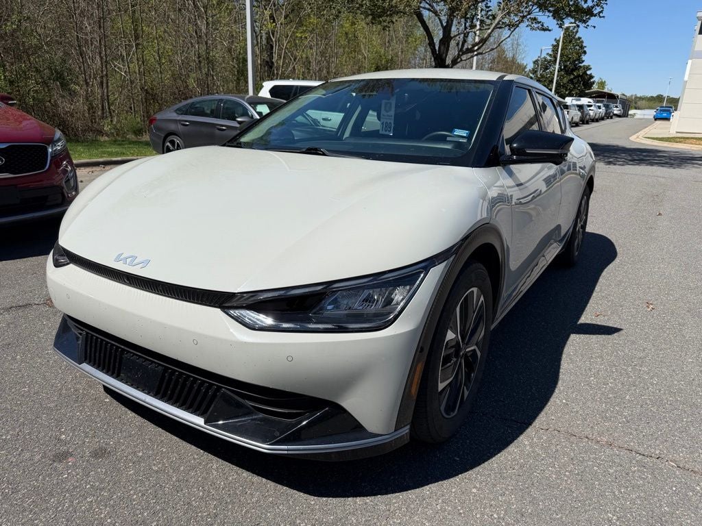 2024 Kia EV6 Wind