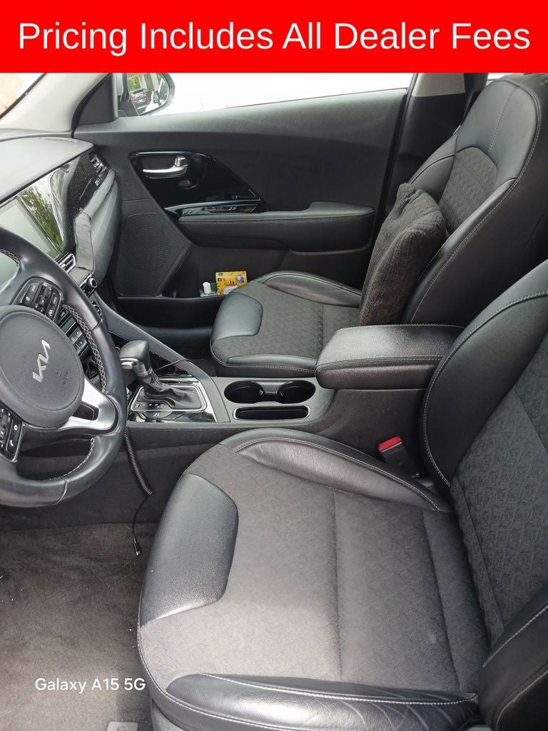 2022 Kia Niro LXS