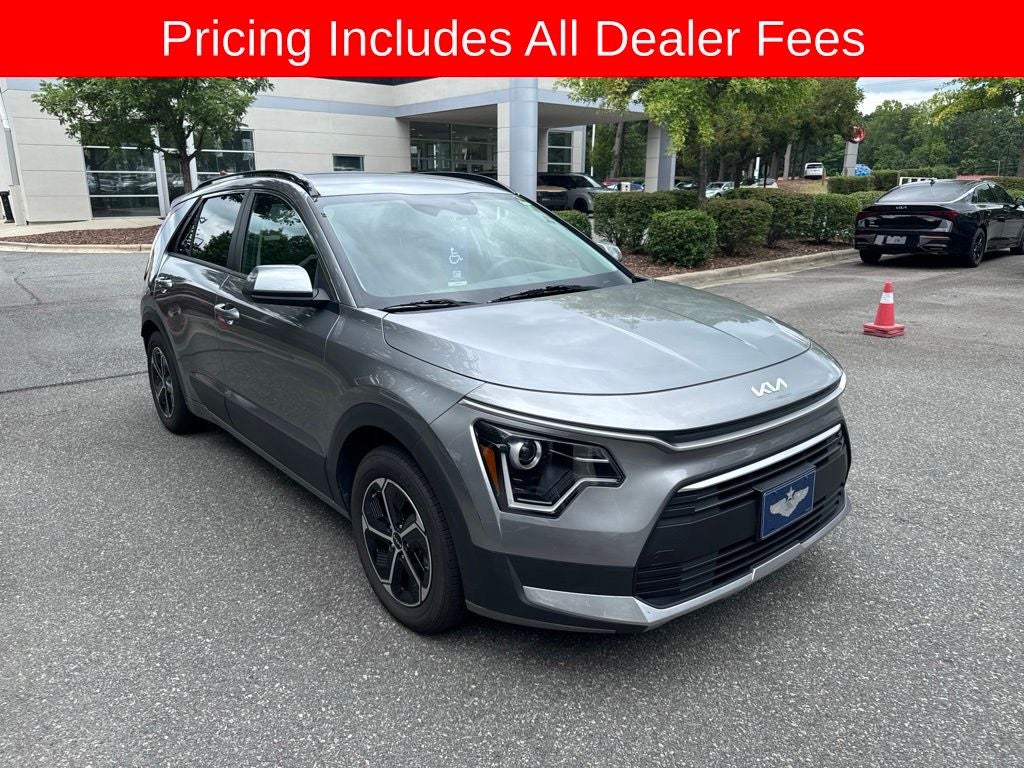 2023 Kia Niro LX