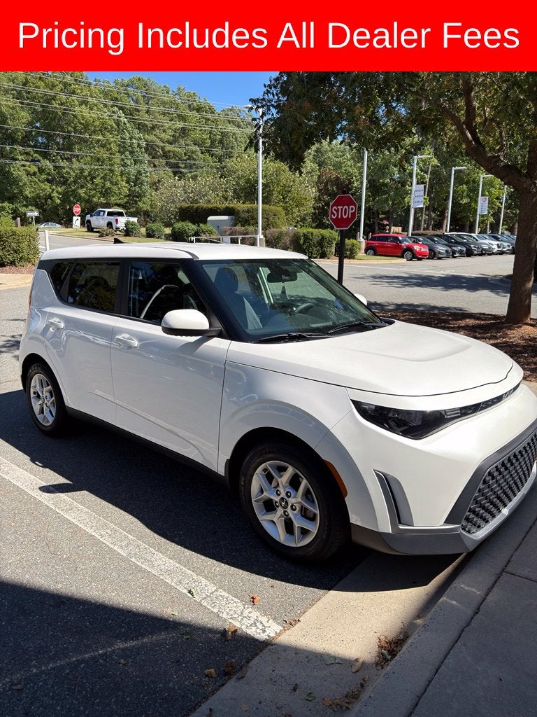 2023 Kia Soul LX