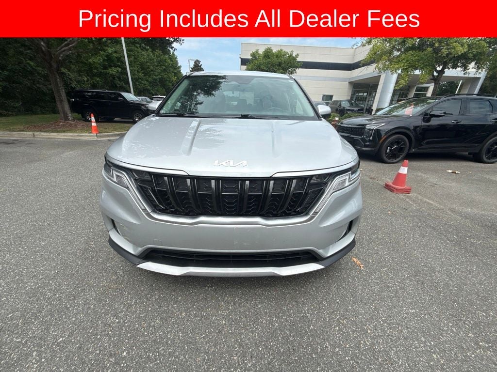 2022 Kia Carnival LX