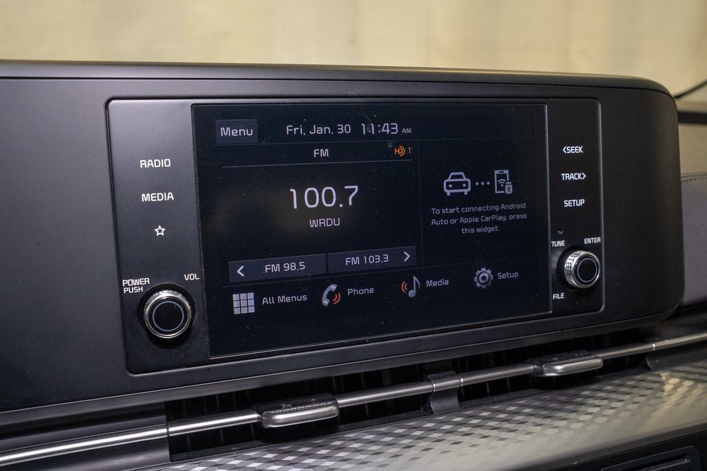 2024 Kia Carnival LX