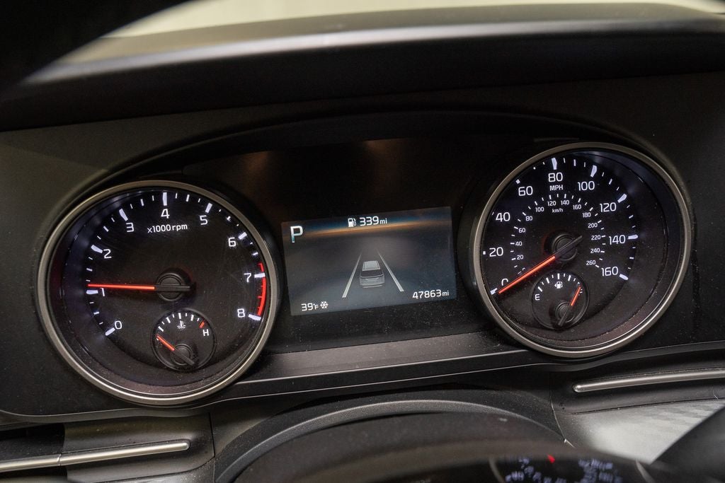 2024 Kia Carnival LX