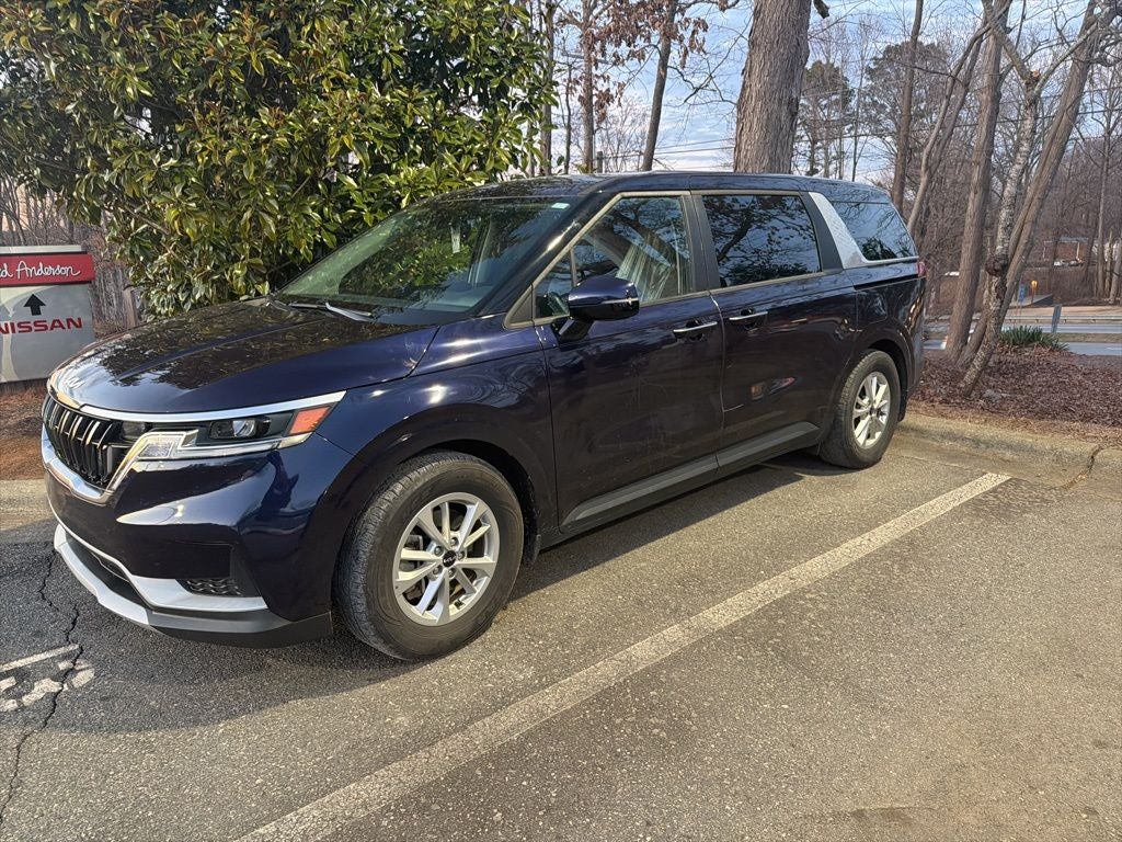 2023 Kia Carnival LX