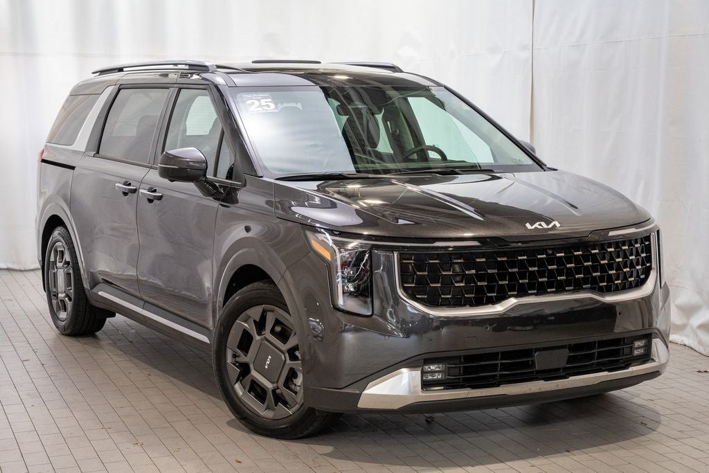 2025 Kia Carnival SX