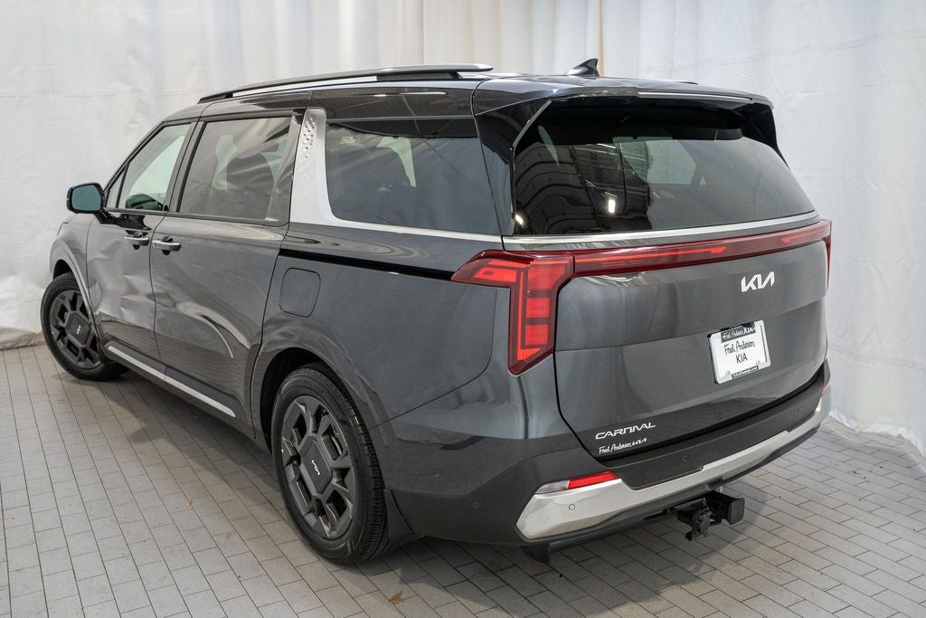 2025 Kia Carnival SX