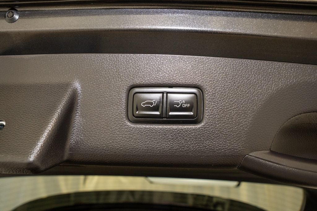 2025 Kia Carnival SX