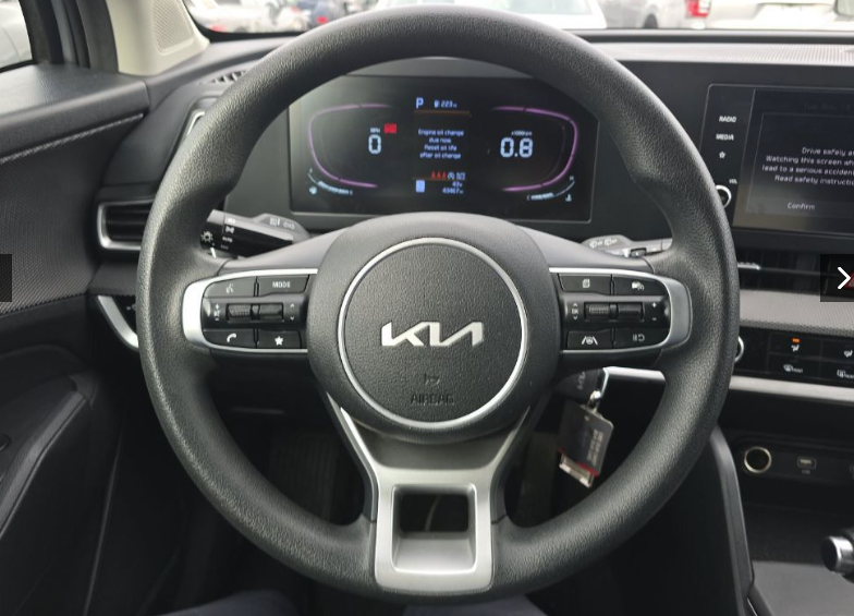 2024 Kia Sportage LX