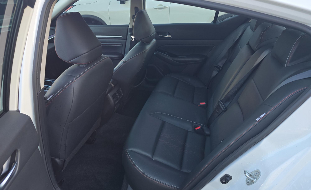 2023 Nissan Altima 2.0 SR