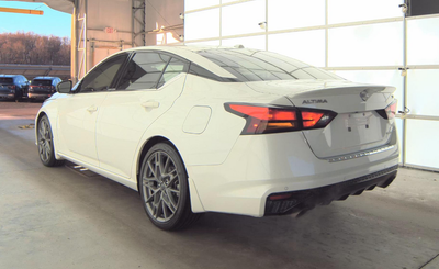 2023 Nissan Altima 2.0 SR
