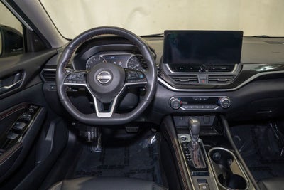 2023 Nissan Altima 2.0 SR