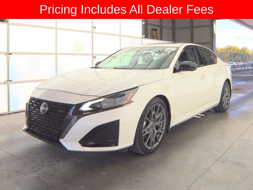 2024 Nissan Altima 2.0 SR