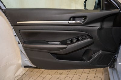 2024 Nissan Altima 2.0 SR