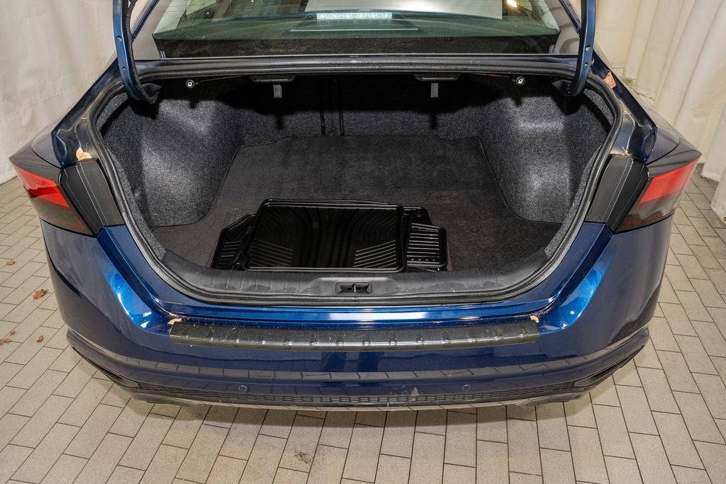 2023 Nissan Altima 2.0 SR