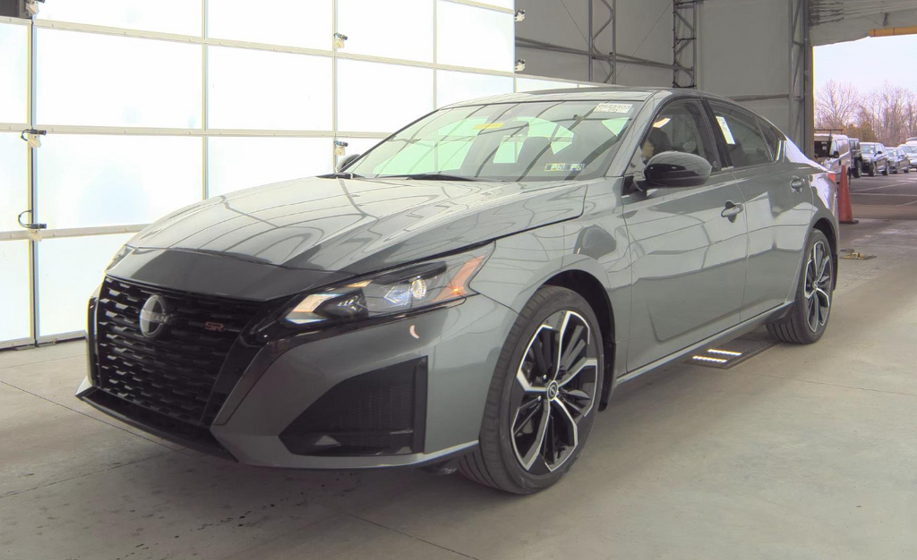 2023 Nissan Altima 2.5 SR