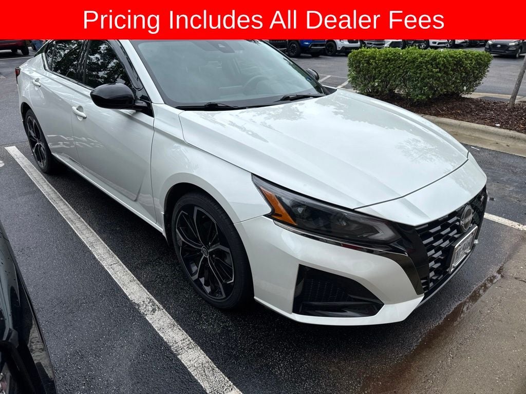 2023 Nissan Altima 2.5 SR