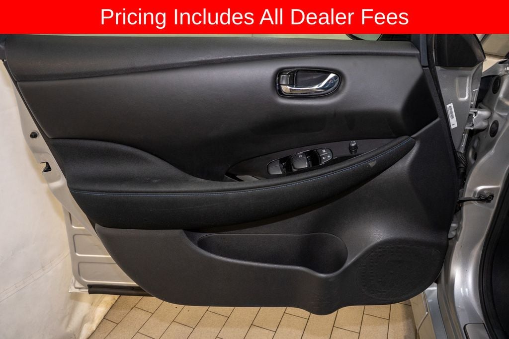 2022 Nissan Leaf SV Plus