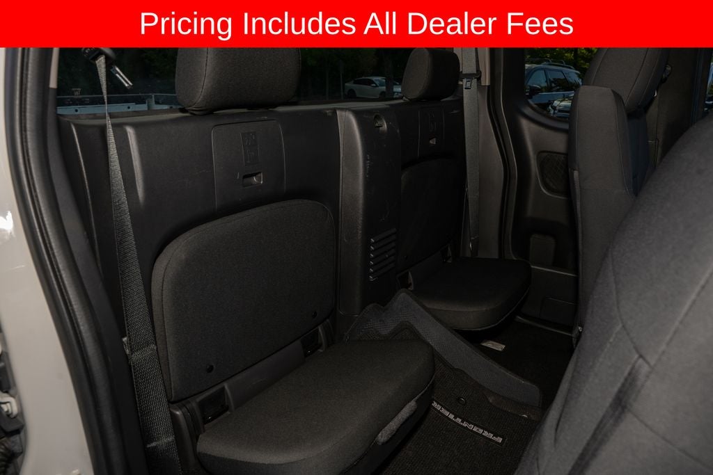 2022 Nissan Frontier S