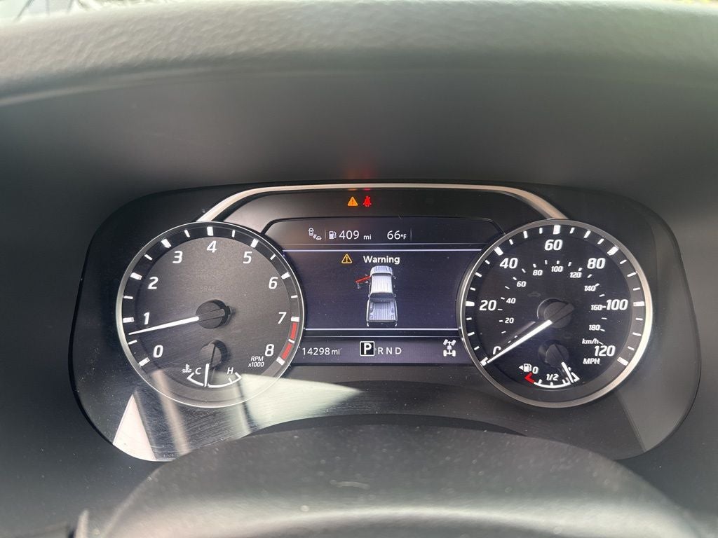 2023 Nissan Frontier SV