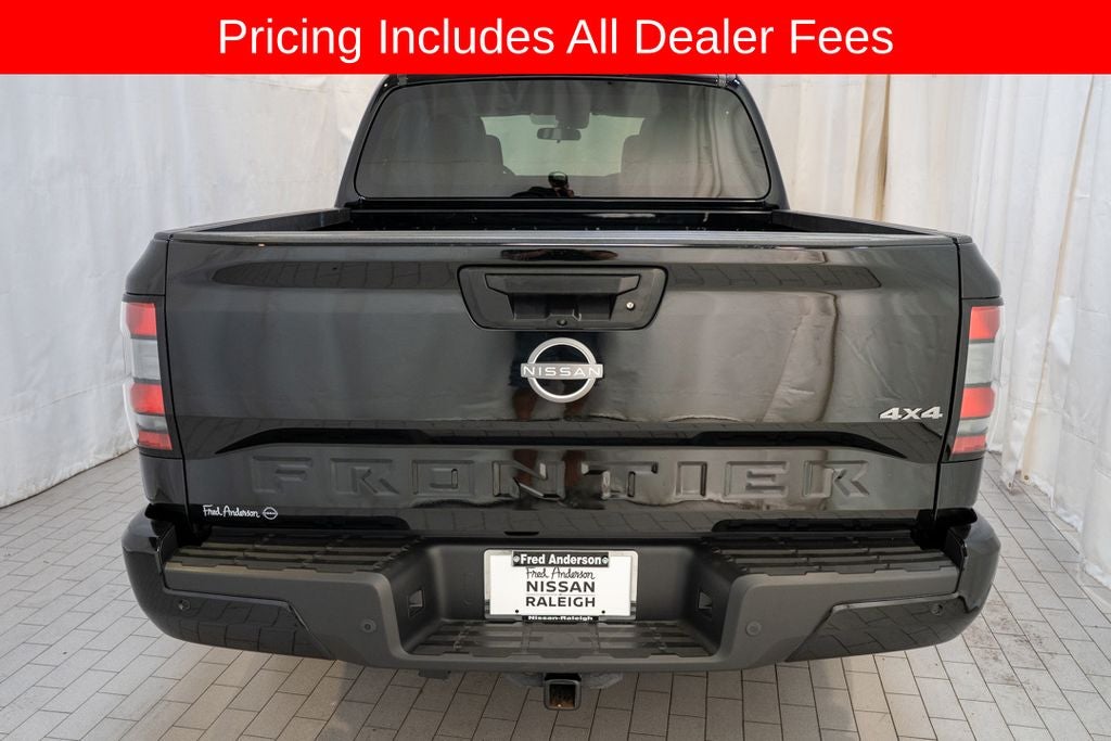 2025 Nissan Frontier SV
