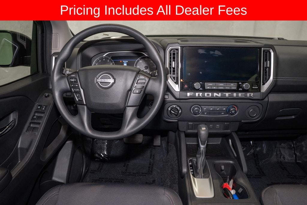 2025 Nissan Frontier SV