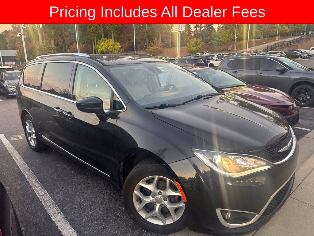2017 Chrysler Pacifica Touring L Plus