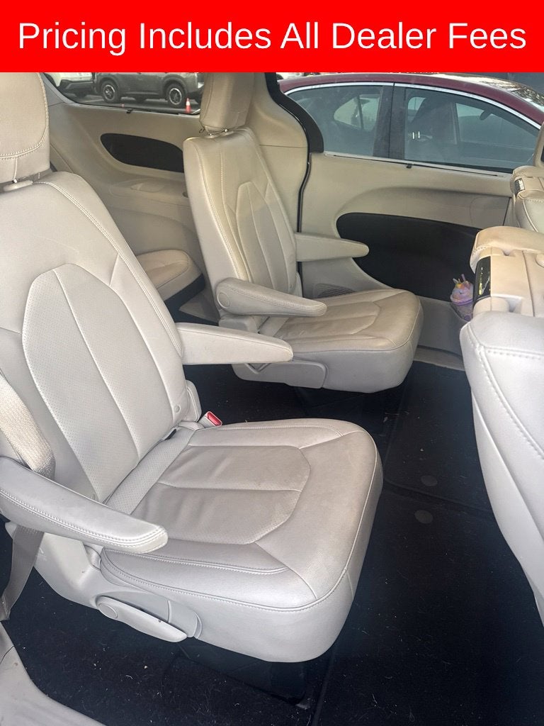 2017 Chrysler Pacifica Touring L Plus