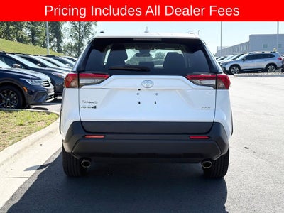 2022 Toyota RAV4 XLE