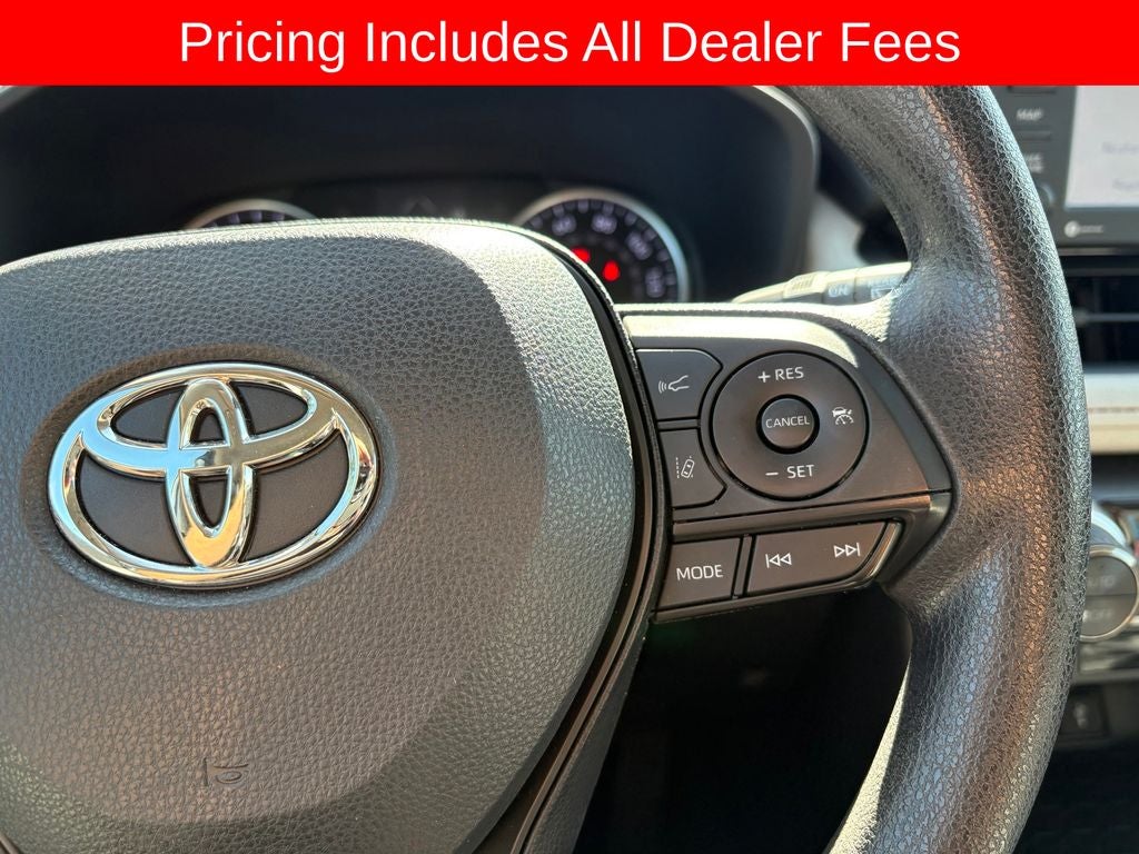 2022 Toyota RAV4 XLE